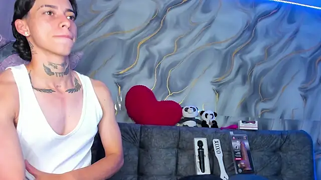 AmberAdams  online show from 04/17/26, 05:05