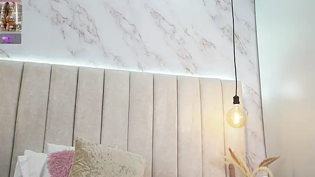 Snapshot of Annyy_Rosse chatting on 09/13/25, 06:13 Annyy Rosse online show from 09/13/25, 06:13