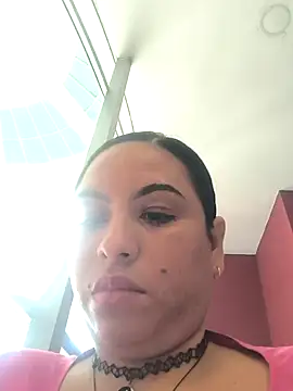 Snapshot of Francesca_ferrari chatting on 10/14/25, 05:36 Francesca ferrari online show from 10/14/25, 05:36