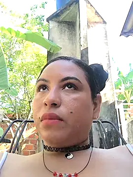 Francesca ferrari online show from 11/13/25, 07:57