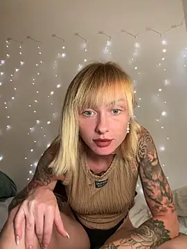 Snapshot of haileyhope_ chatting on 10/01/25, 06:36 haileyhope online show from 10/01/25, 06:36