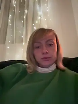 haileyhope  online show from 02/15/26, 07:32