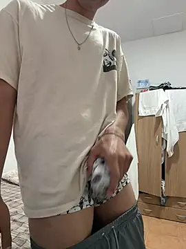 TylerWhite  online show from 04/27/26, 06:17