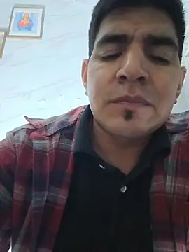 latino17 online show from 11/16/25, 07:25