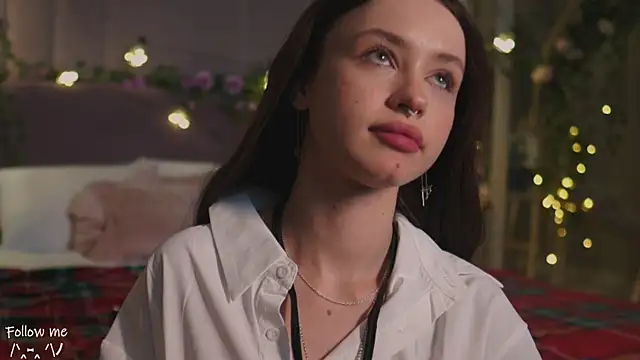 Snapshot of Meow_Nancy chatting on 02/05/25, 01:22 Meow Nancy online show from 02/05/25, 01:22