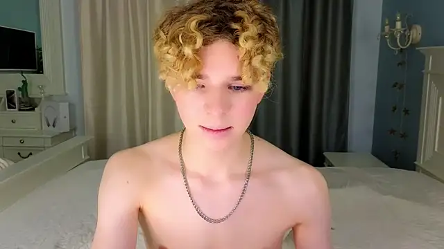 Kudi Minnt online show from 01/17/25, 07:38