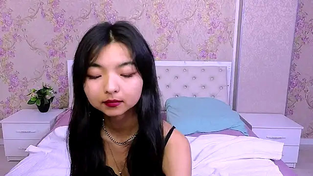 Shy Kira online show from 12/02/24, 03:36