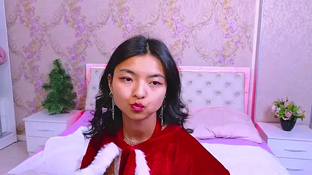 Shy Kira online show from 12/14/24, 06:30