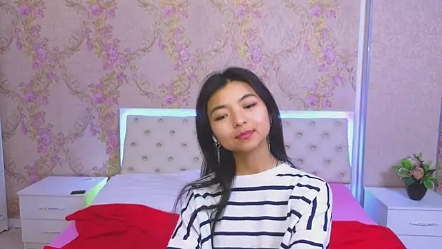 Shy Kira online show from 01/15/25, 06:40