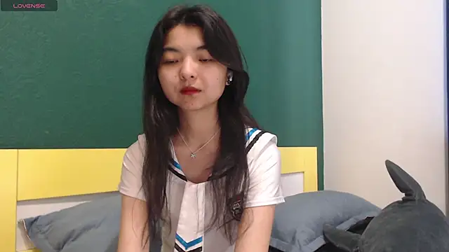 Shy Kira online show from 04/14/26, 08:53