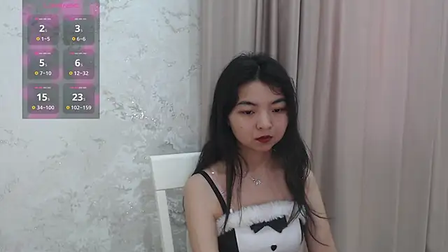 Snapshot of Shy_Kira chatting on 07/20/26, 08:50 Shy Kira online show from 07/20/26, 08:50