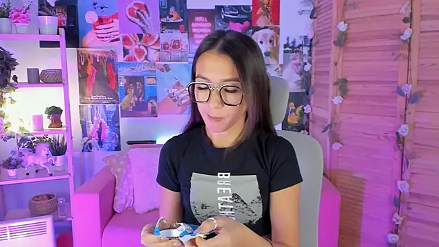 LanaBaker online show from 02/12/25, 05:58