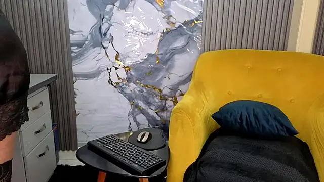 GianellaCox  online show from 02/16/26, 03:08