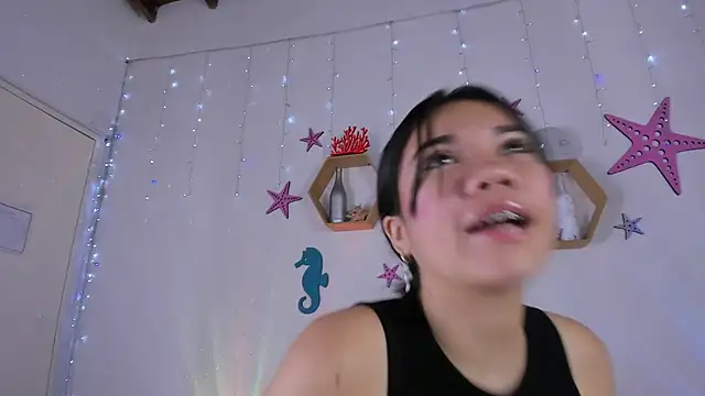 Emiily Parkerr online show from 03/15/25, 03:07