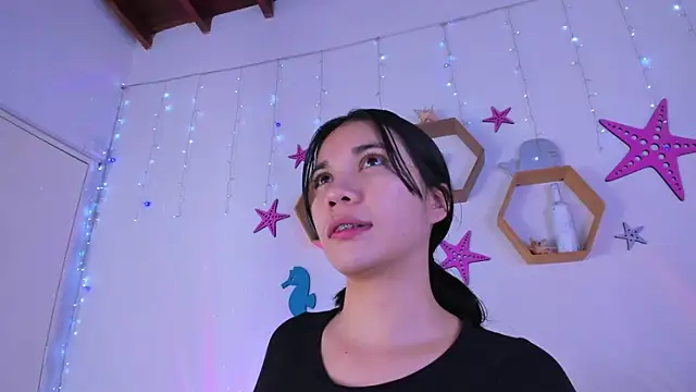 Emiily Parkerr online show from 11/07/25, 02:55