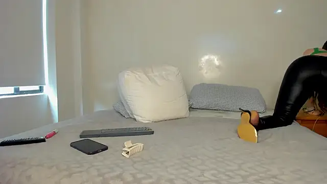 melisa ferretti online show from 09/12/25, 06:08