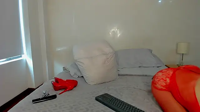 Snapshot of melisa_ferretti chatting on 02/15/26, 06:04 melisa ferretti online show from 02/15/26, 06:04