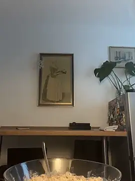 Snapshot of Off__Melonenmandy chatting on 02/18/26, 03:41 Off Melonenmandy online show from 02/18/26, 03:41