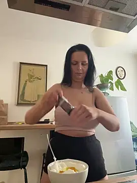 Snapshot of Off__Melonenmandy chatting on 04/04/26, 01:52 Off Melonenmandy online show from 04/04/26, 01:52