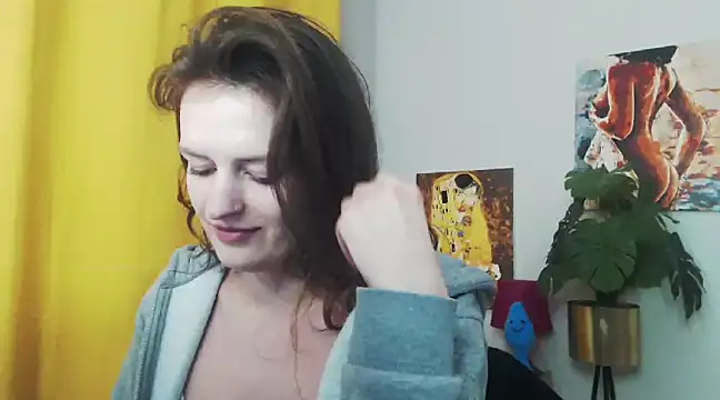 juicyNadine online show from 12/04/24, 12:36