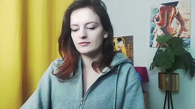 juicyNadine online show from 12/19/24, 06:23