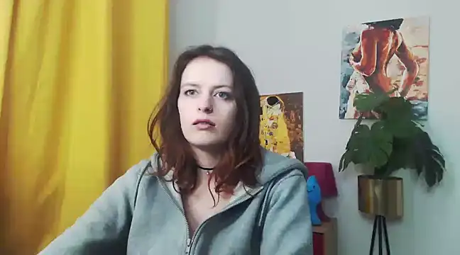 juicyNadine online show from 01/10/25, 06:20