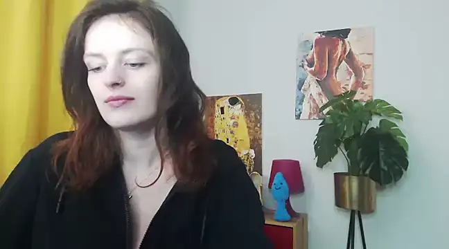 juicyNadine online show from 01/22/25, 06:20