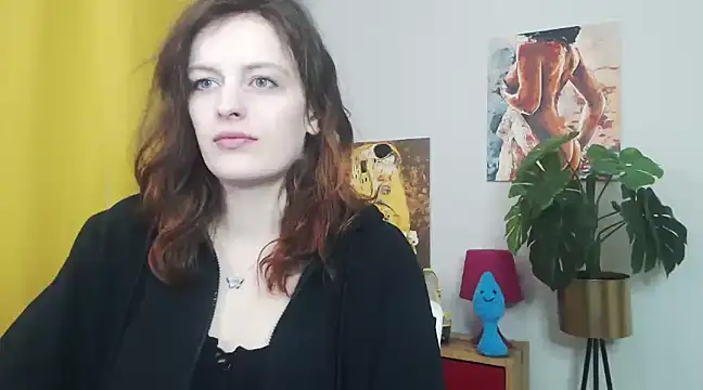 juicyNadine online show from 03/10/25, 06:16