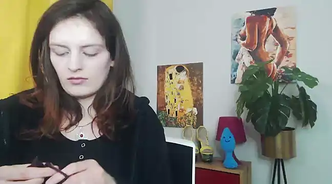 juicyNadine online show from 03/14/25, 12:29