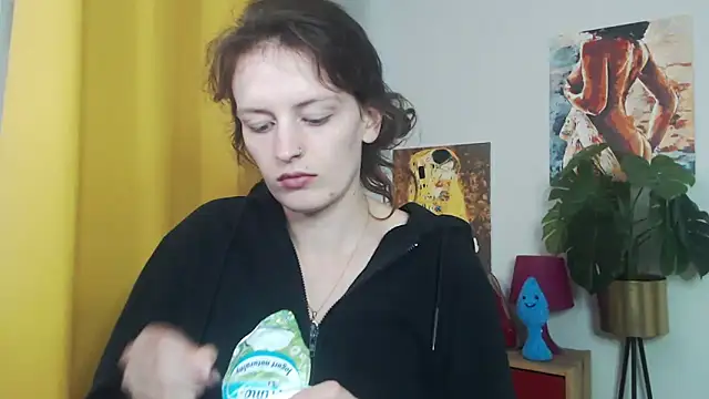 juicyNadine online show from 09/16/25, 04:35