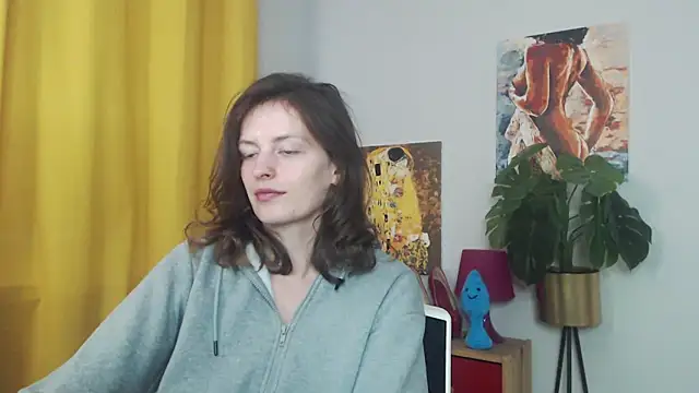 juicyNadine online show from 09/29/25, 05:01