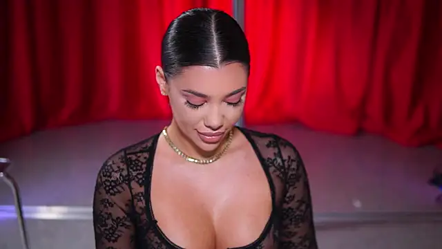 NatyDesiree online show from 01/07/25, 10:19