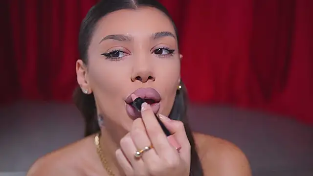 NatyDesiree online show from 01/28/25, 07:53