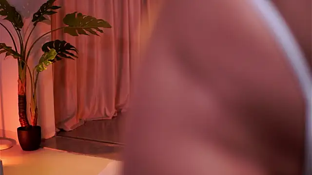 NatyDesiree online show from 03/30/26, 07:15