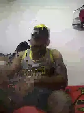 Snapshot of SaucyAffair0 chatting on 03/13/25, 01:43 SaucyAffair0 online show from 03/13/25, 01:43