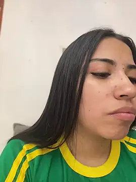 Snapshot of SaritaHot_69 chatting on 12/24/24, 03:16 SaritaHot 69 online show from 12/24/24, 03:16