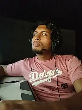 Snapshot of Khada4Jhin chatting on 06/12/26, 05:06 Khada4Jhin online show from 06/12/26, 05:06