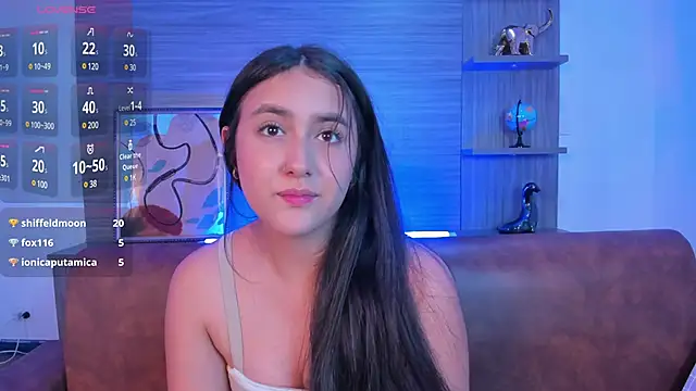 paulina sweett  online show from 03/20/25, 06:42