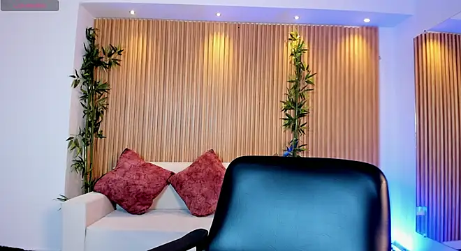 paulina sweett  online show from 02/24/26, 12:14