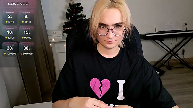 CuteYukiKun online show from 12/22/25, 12:57