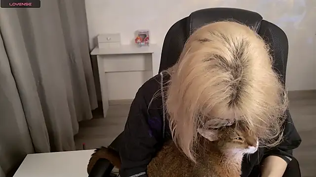 CuteYukiKun online show from 03/23/26, 07:40