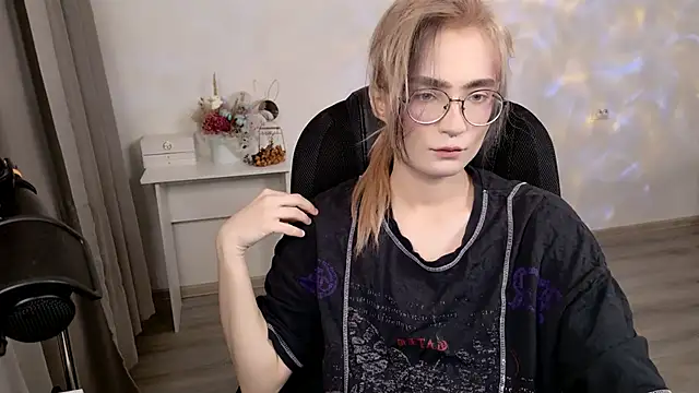 CuteYukiKun online show from 04/07/26, 02:12