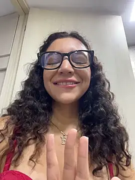 uniquerossie online show from 02/24/26, 09:07