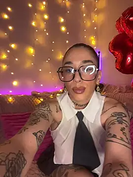 Chachou000 online show from 03/06/25, 06:48