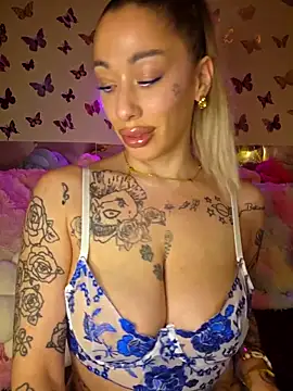 Chachou000 online show from 04/24/26, 07:05