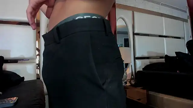 ALAN SANTHOS online show from 09/19/25, 03:52