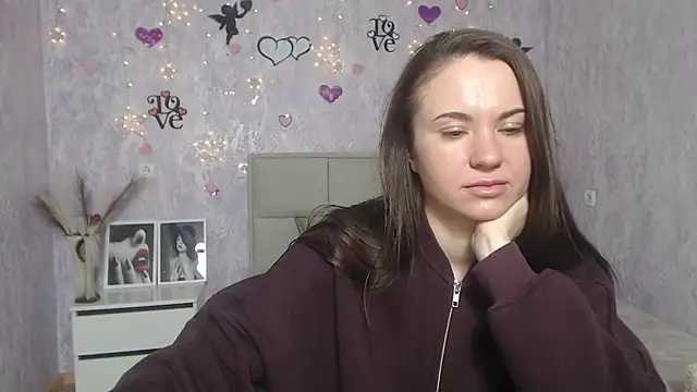 KaraCriegs online show from 02/18/25, 06:26