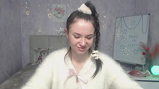 KaraCriegs online show from 01/11/26, 06:35