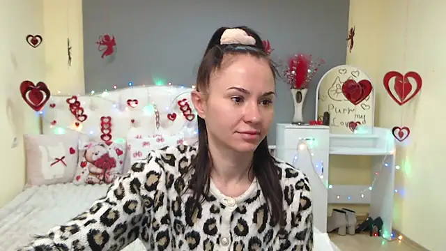 Snapshot of KaraCriegs chatting on 02/06/26, 09:07 KaraCriegs online show from 02/06/26, 09:07