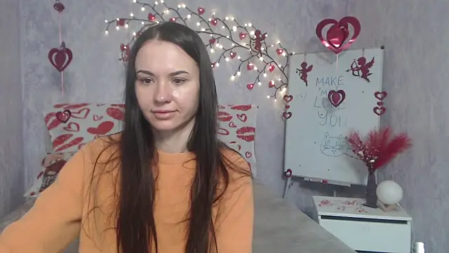 Snapshot of KaraCriegs chatting on 02/08/26, 06:00 KaraCriegs online show from 02/08/26, 06:00